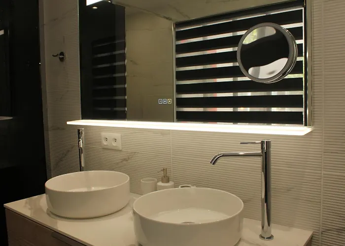 Stella-jacuzzi, Piscine, Calme-parking Les Issambres