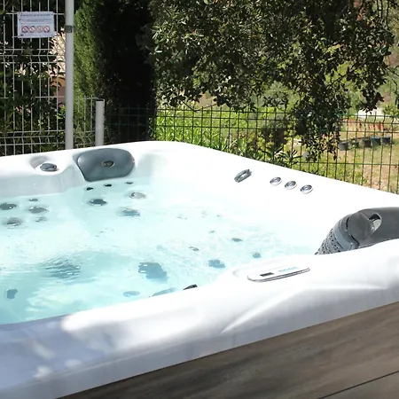 Apartman Stella-jacuzzi, Piscine, Calme-parking