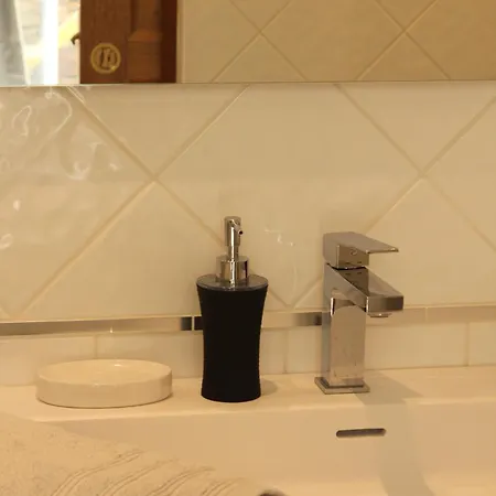 Appartement Stella-jacuzzi, Piscine, Calme-parking